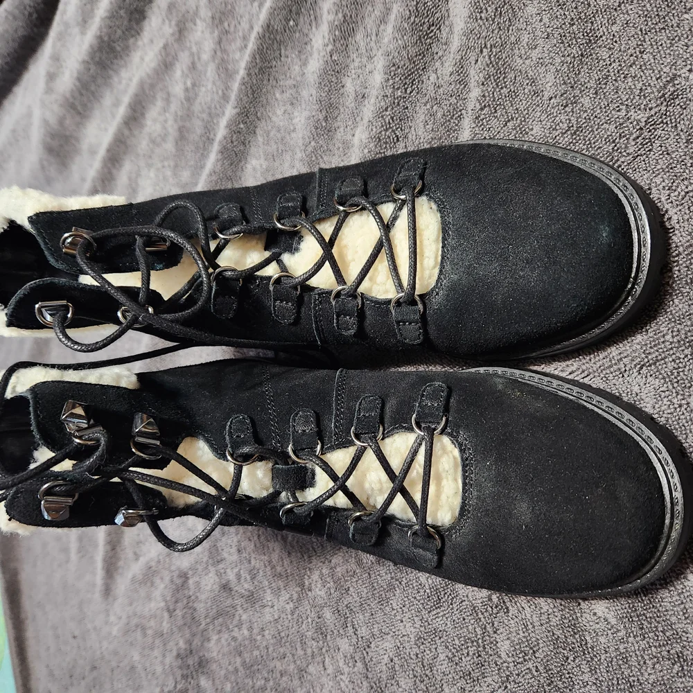 Marc Fisher Black and Cream Winter Boots with Cozy Lining - Picture 3 of 8